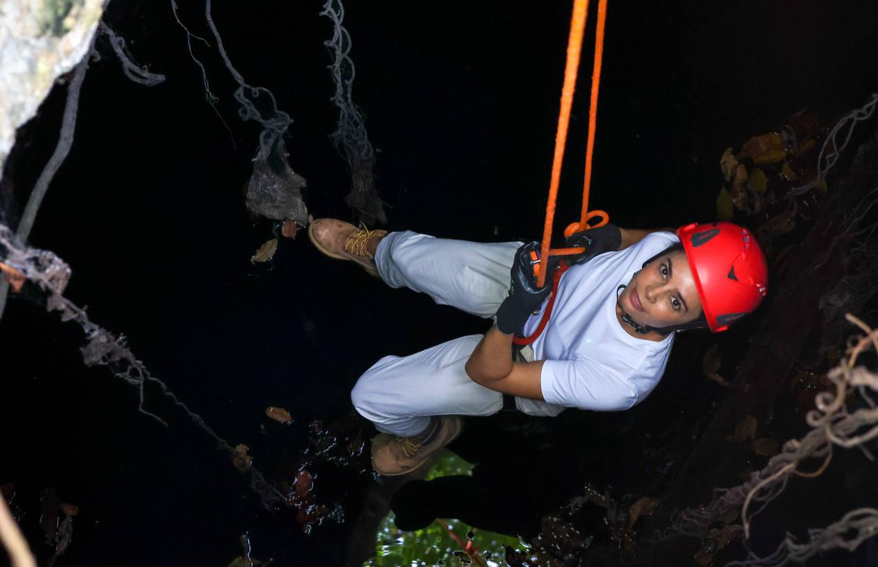 uploads/6/32/01 (1677).Jpeg